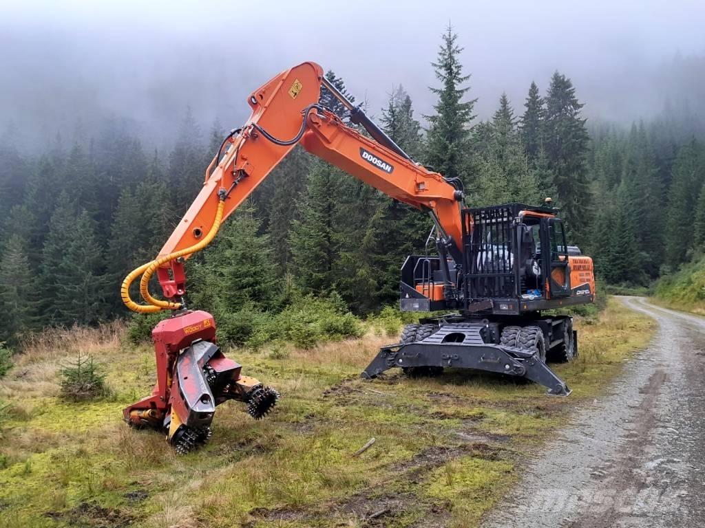 Doosan DX 210 W Екскаватори