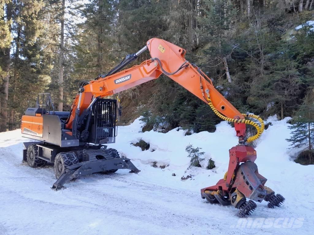 Doosan DX 210 W Екскаватори