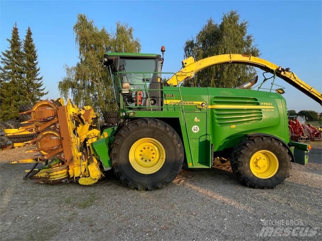 John Deere 7750 Фуражни комбайни