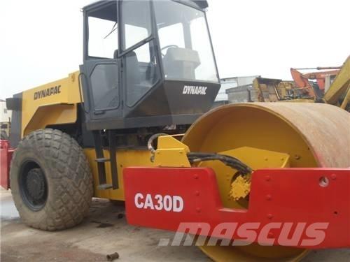 Dynapac CA 30 D Еднобарабанни ролки
