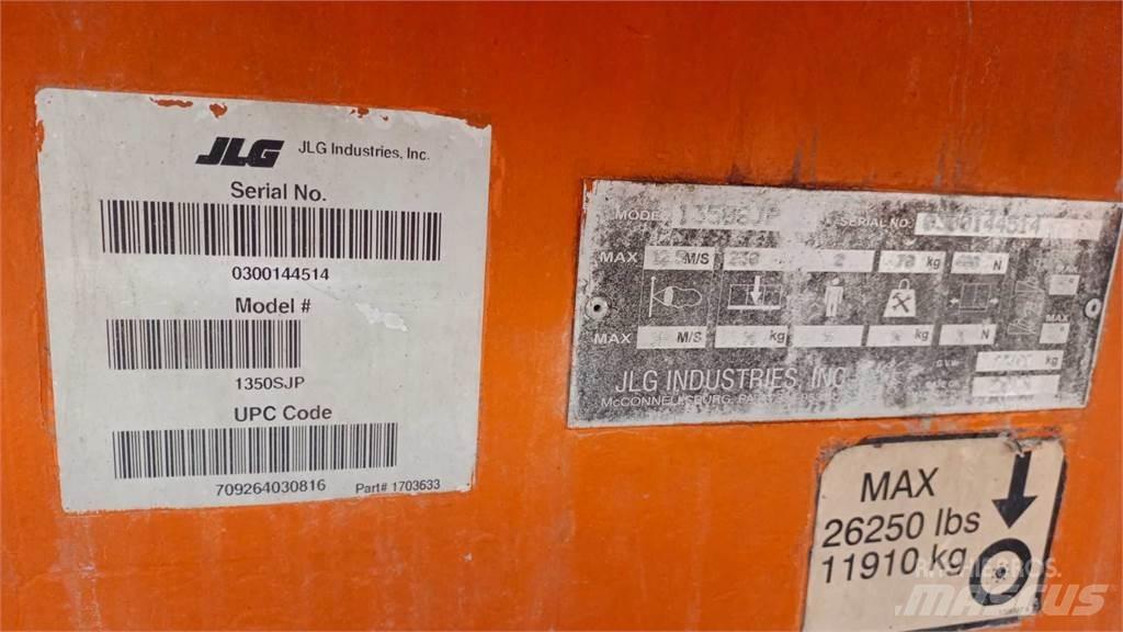JLG 1350SJP Телескопични повдигачи
