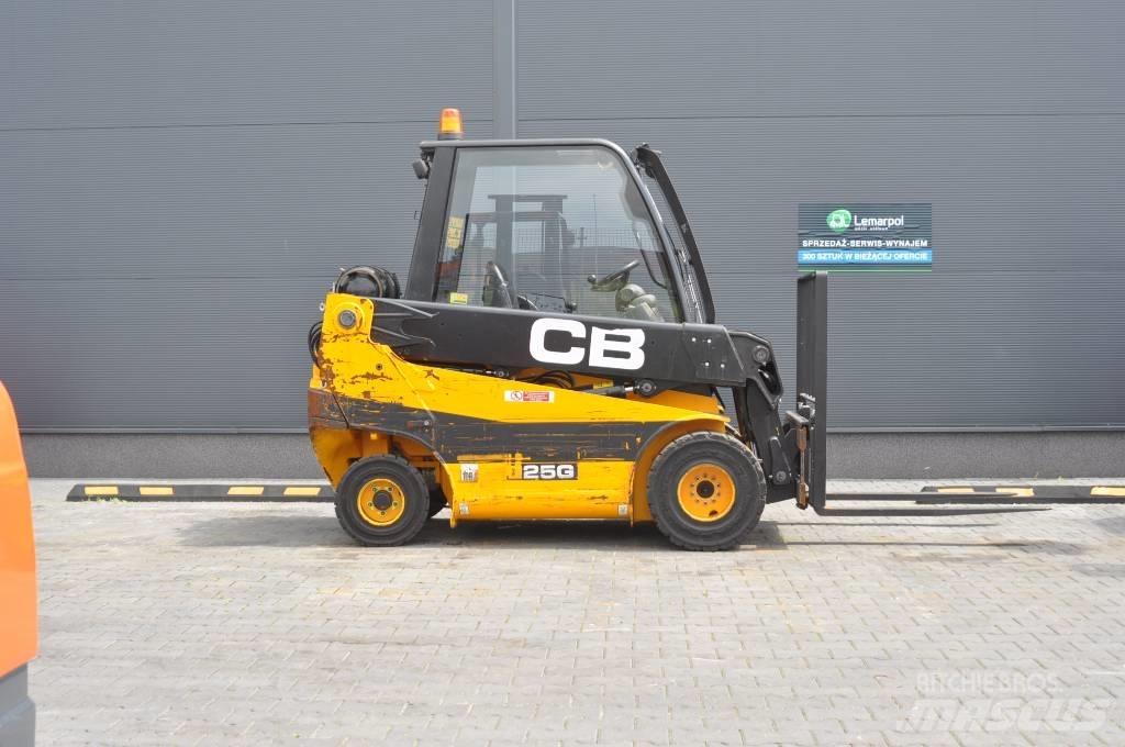 JCB TLT 25 G Камиони с АГУ