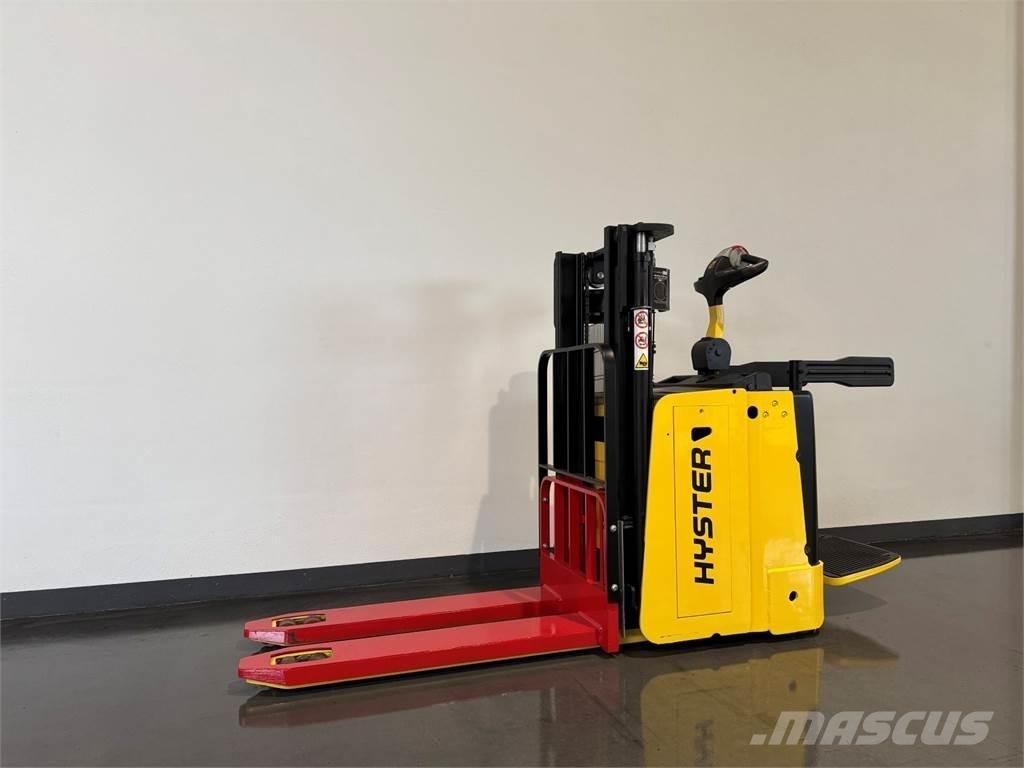 Hyster P2.0SD Колички високоповдигачи с теглич