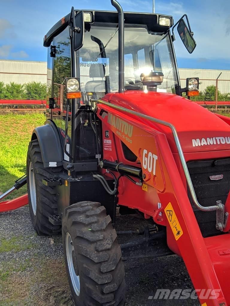 Manitou MBL-X 900 Товарач със заден ексватор