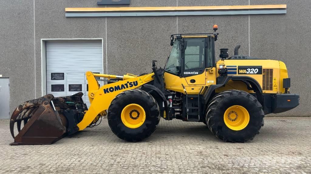 Komatsu WA 320-8 Колесни товарачи