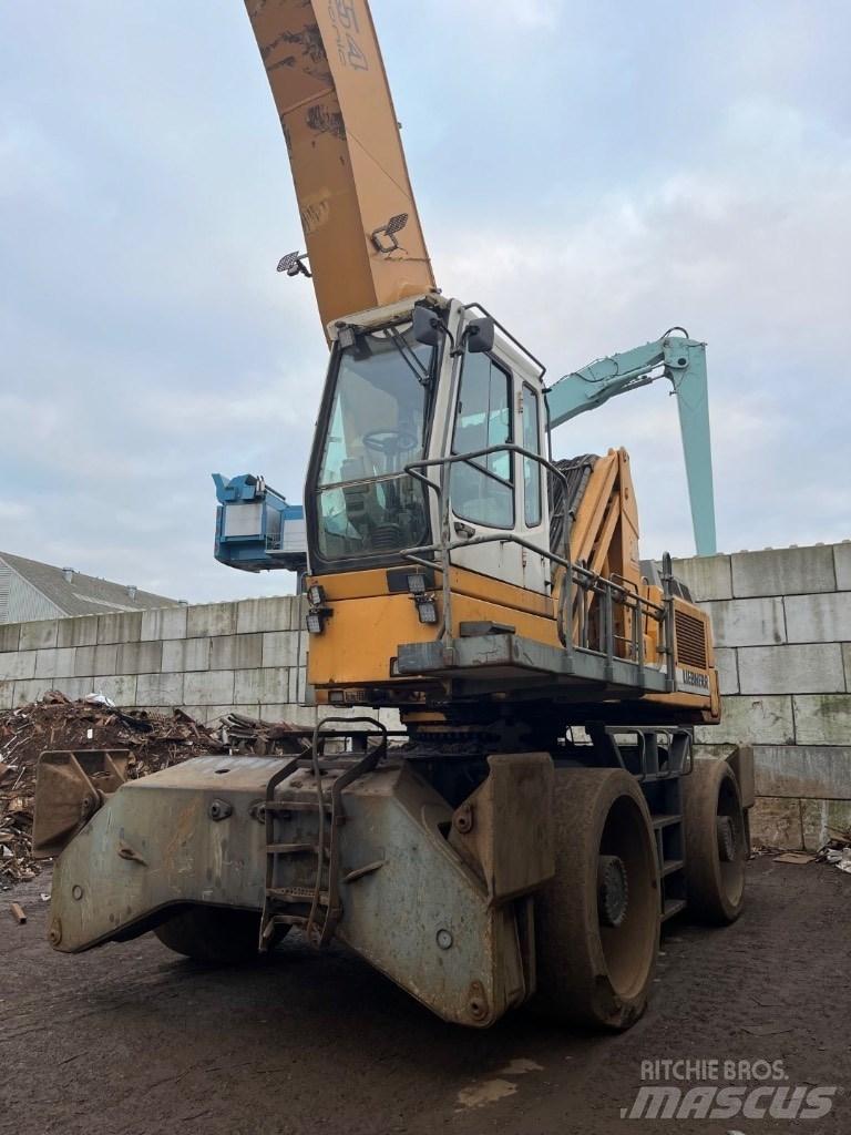 Liebherr A 954 B HD Оператори на отпадъци/индустрия
