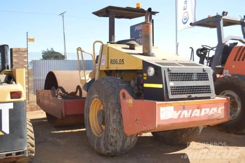 Dynapac CA250D Комбинирани ролки
