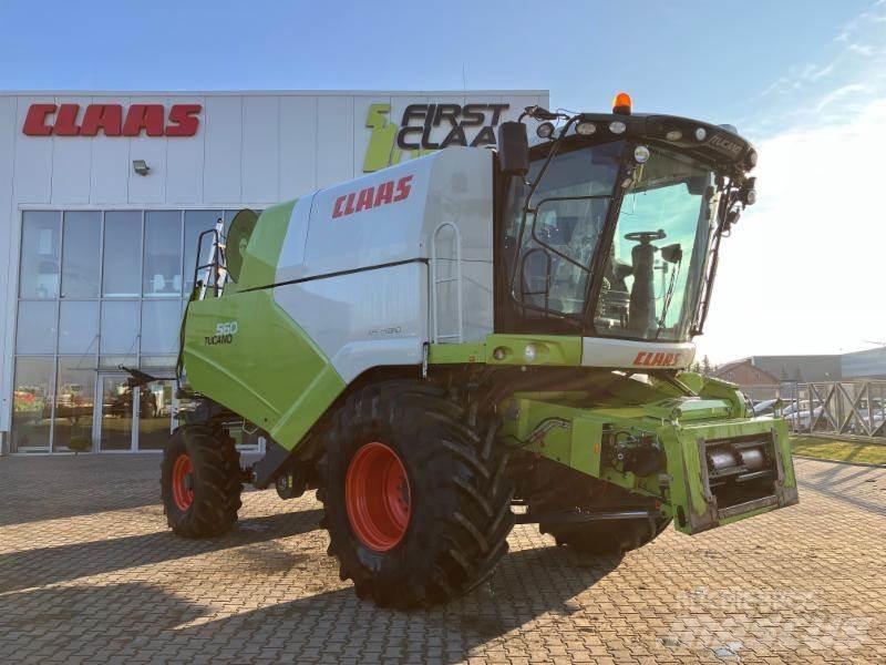 CLAAS TUCANO 560 Комбайни
