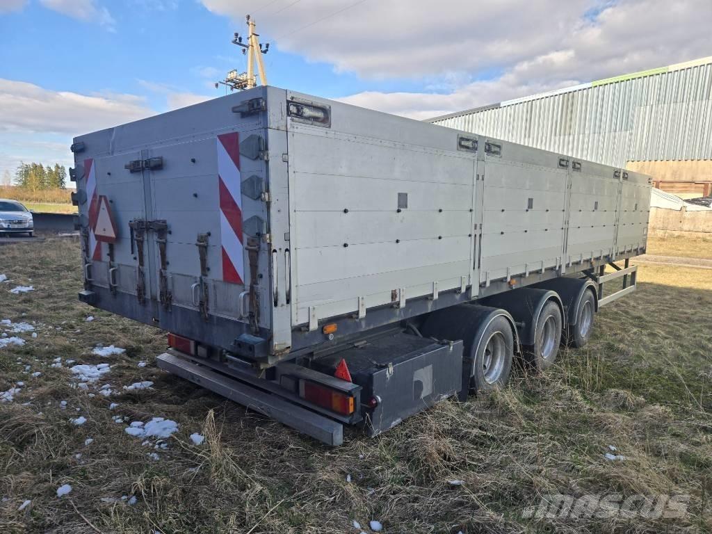 AM WFM-255 Ремаркета за зърно / силаж
