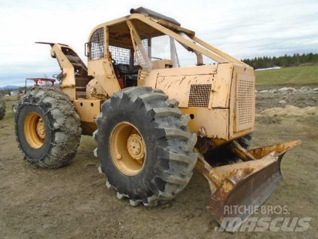 Clark 664B Скидери
