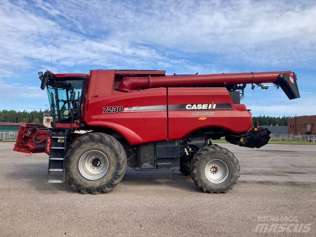 Case IH 7230 Комбайни