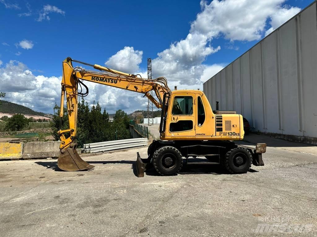 Komatsu PW130 ES-6K Колесни екскаватори