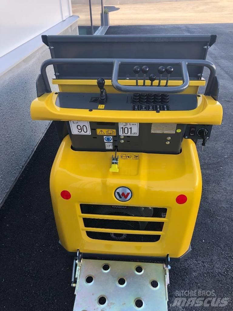 Wacker Neuson DT08 Странични самосвали