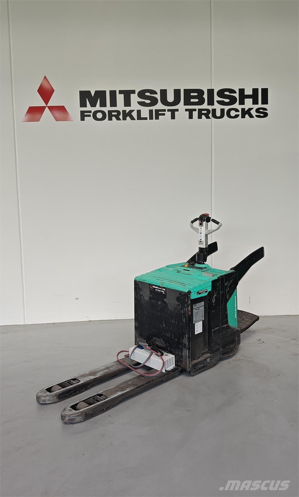 Mitsubishi PBV20N2 Колички с платформа за оператора