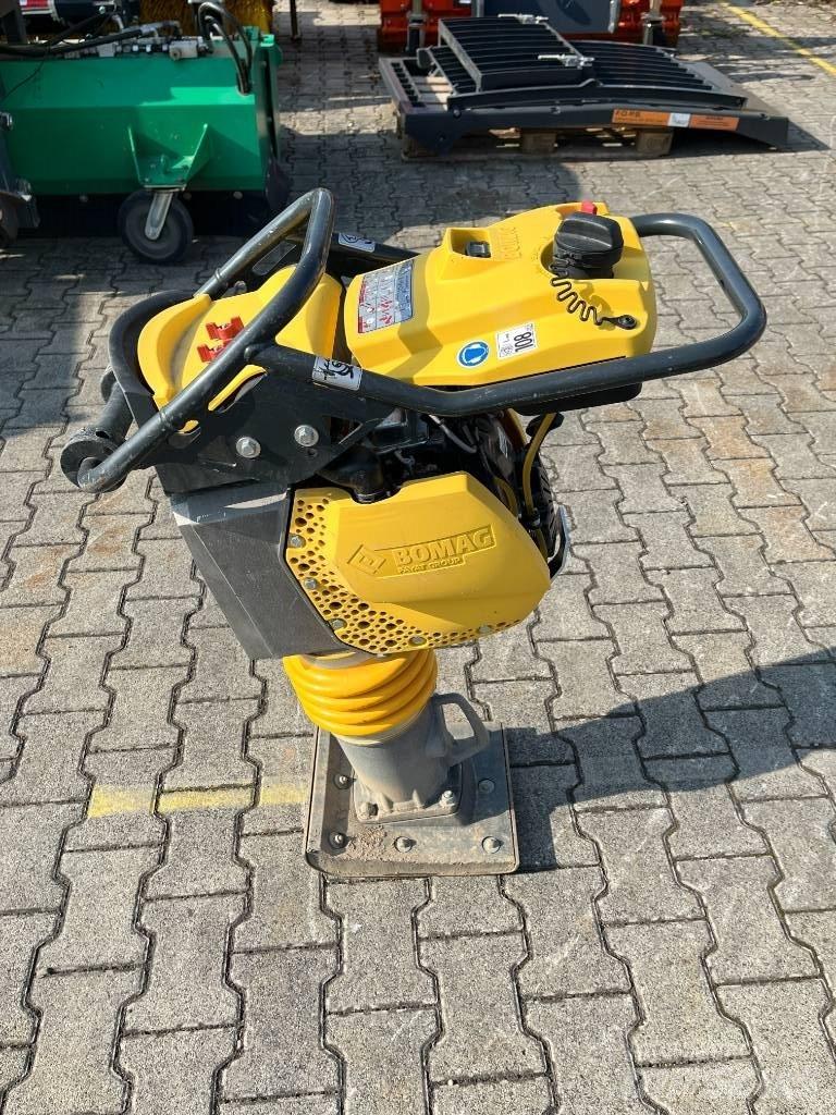 Bomag BT 65 Пробки