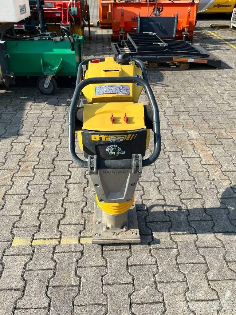 Bomag BT 65 Пробки