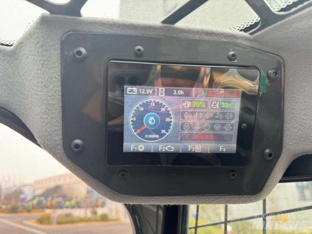 XCMG XC740K Мини товарачи
