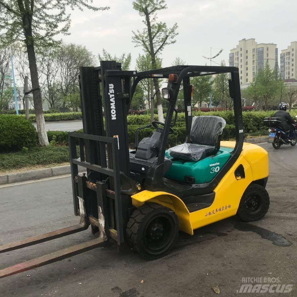 Komatsu 30 Дизелови камиони