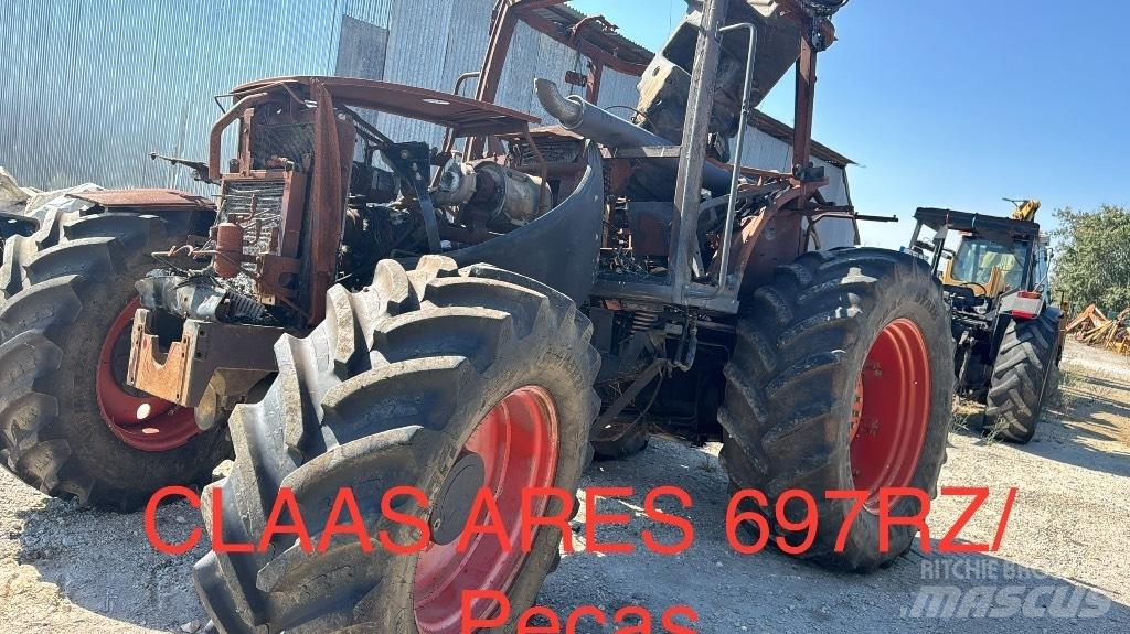 CLAAS Ares 697 ATZ Трактори