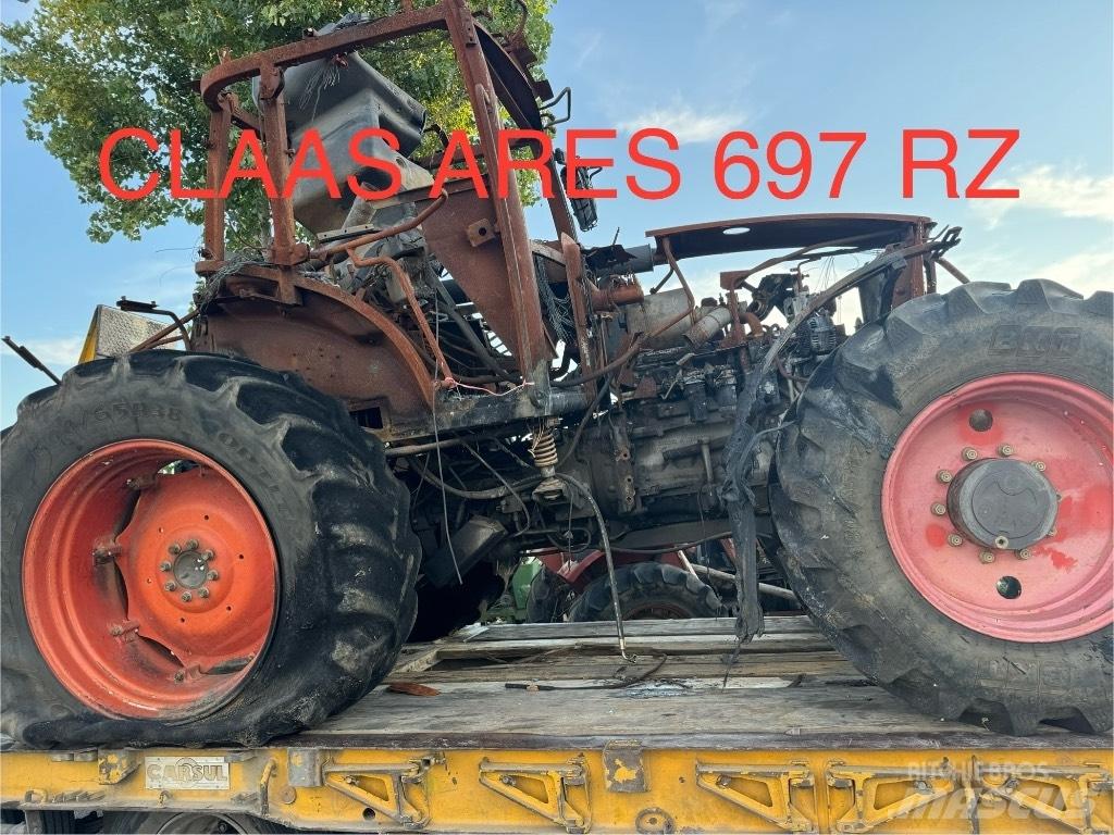 CLAAS Ares 697 ATZ Трактори