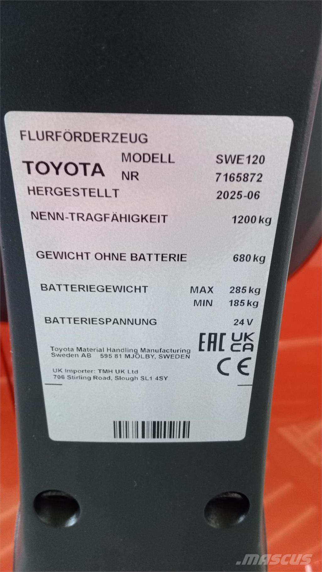 Toyota SWE120 Самоходни товарачи