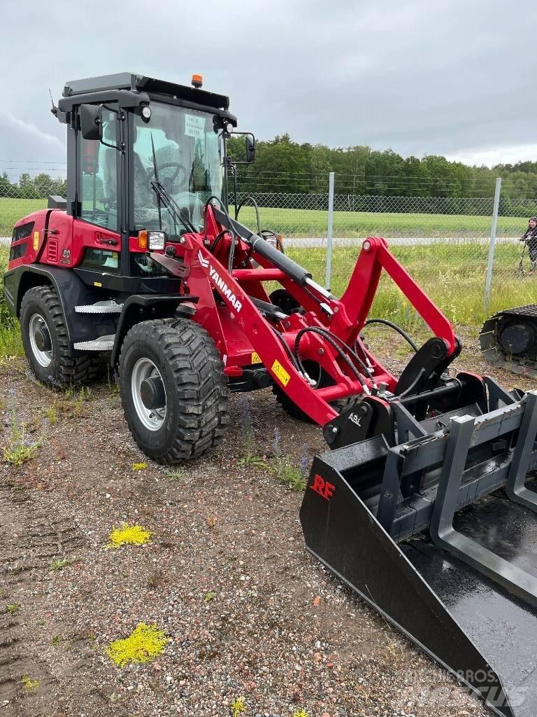 Yanmar V80-5 Колесни товарачи