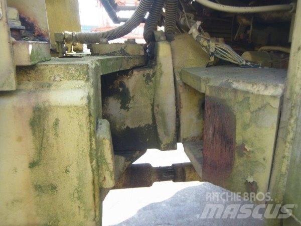 Mitsubishi WS300A Колесни товарачи