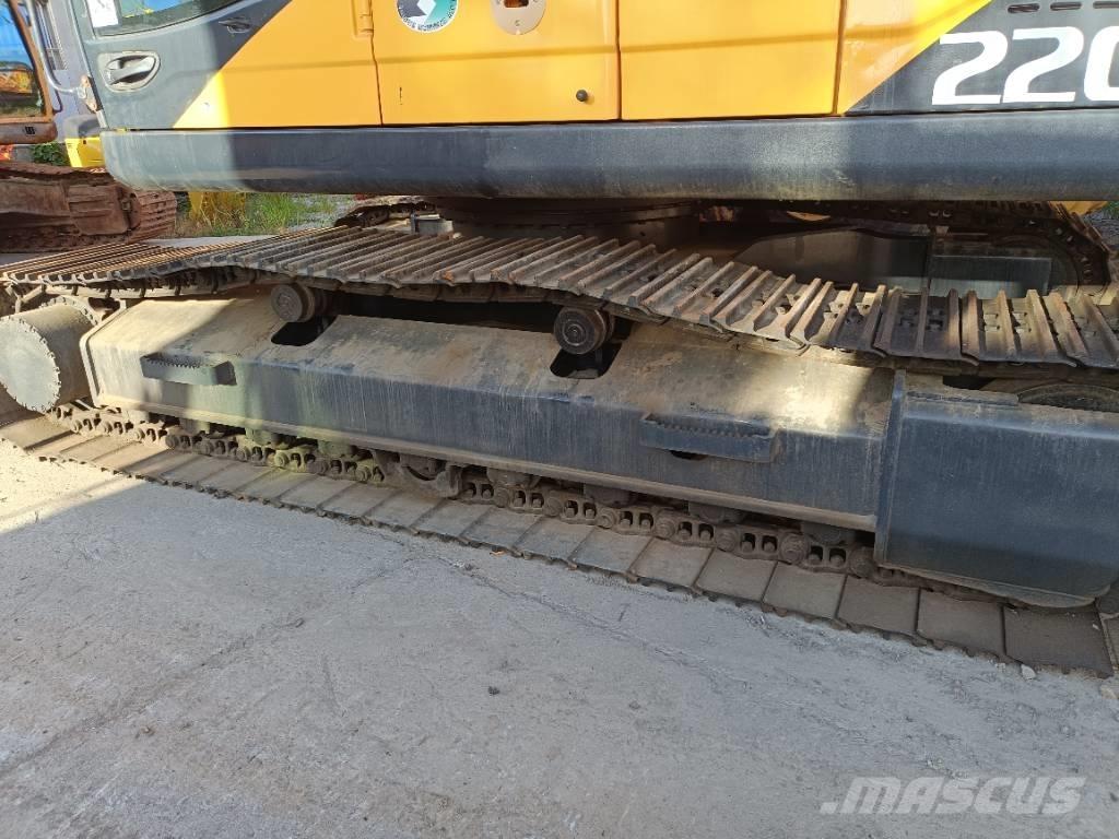 Hyundai R220LC-9S Верижен екскаватор