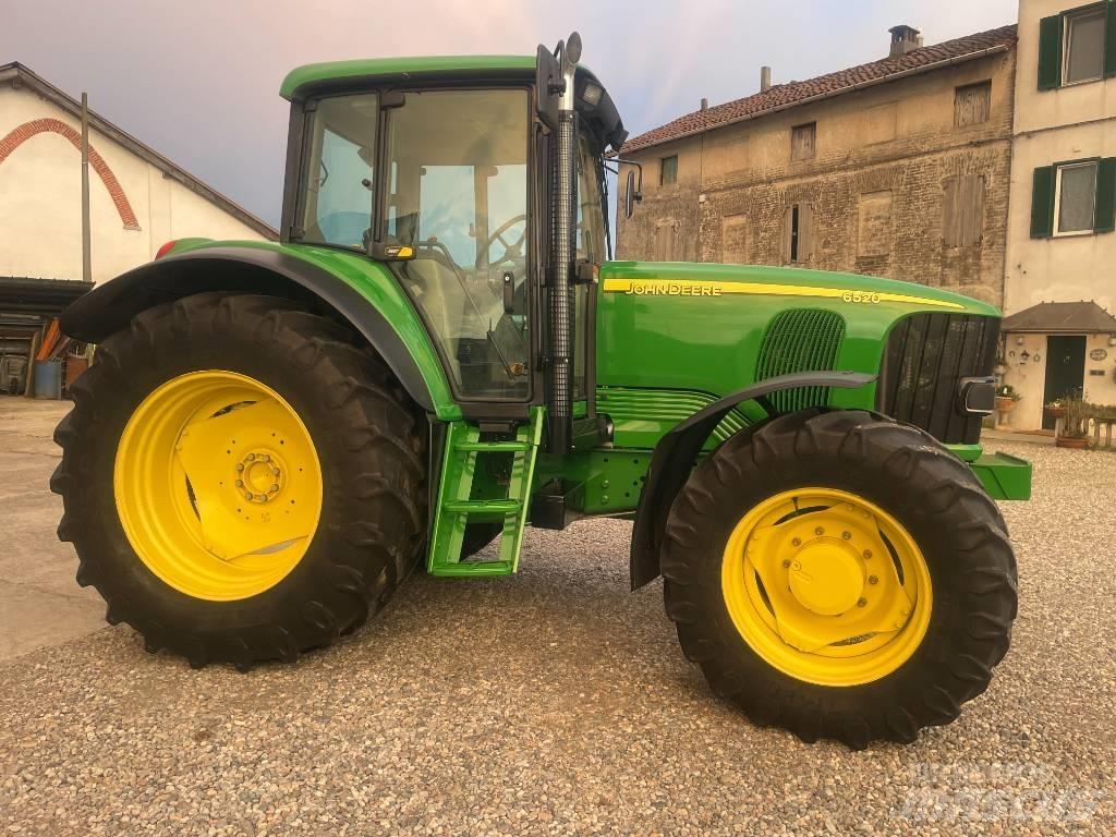John Deere 6520 SE0 Трактори