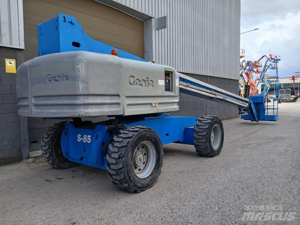 JLG 860 SJ Телескопични повдигачи
