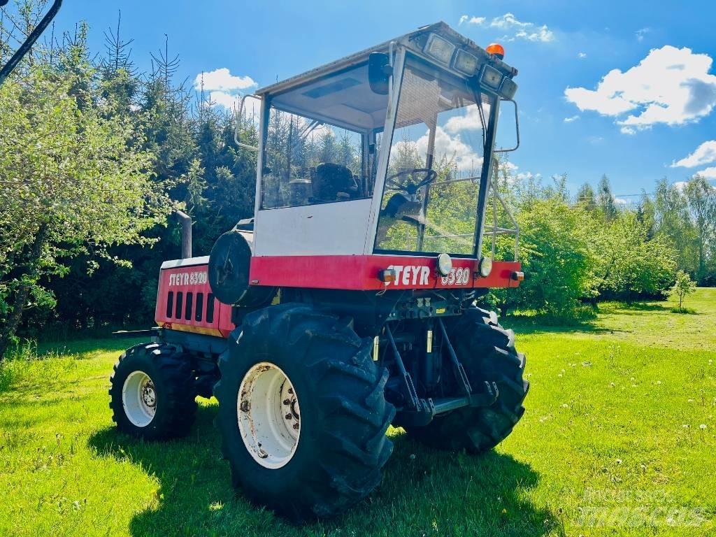 Steyr 8320 Фуражни комбайни