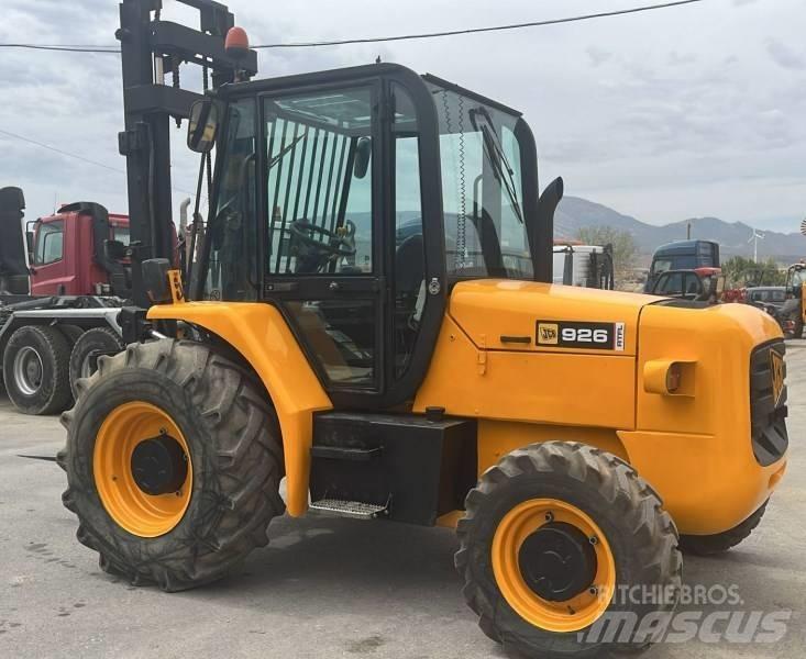 JCB 926 Камиони за херавни местности
