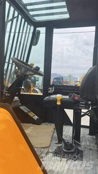 JCB 926 Камиони за херавни местности