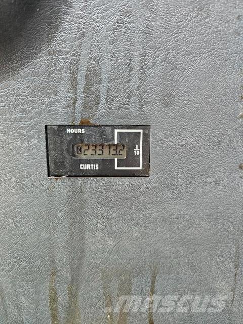 Hyundai Robex 300 LC Верижен екскаватор