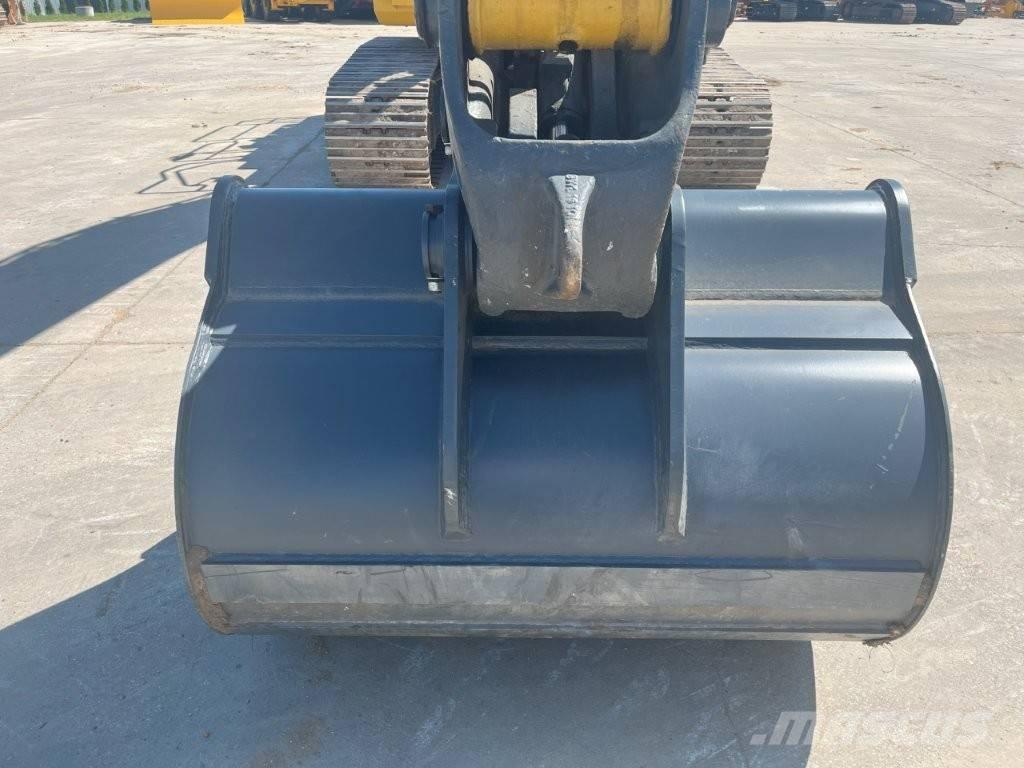 Komatsu PC 210 LC-11 Верижен екскаватор