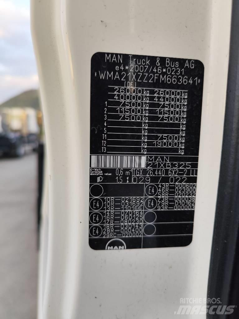 MAN TGX 26.440 Бордови камион / автолебедка