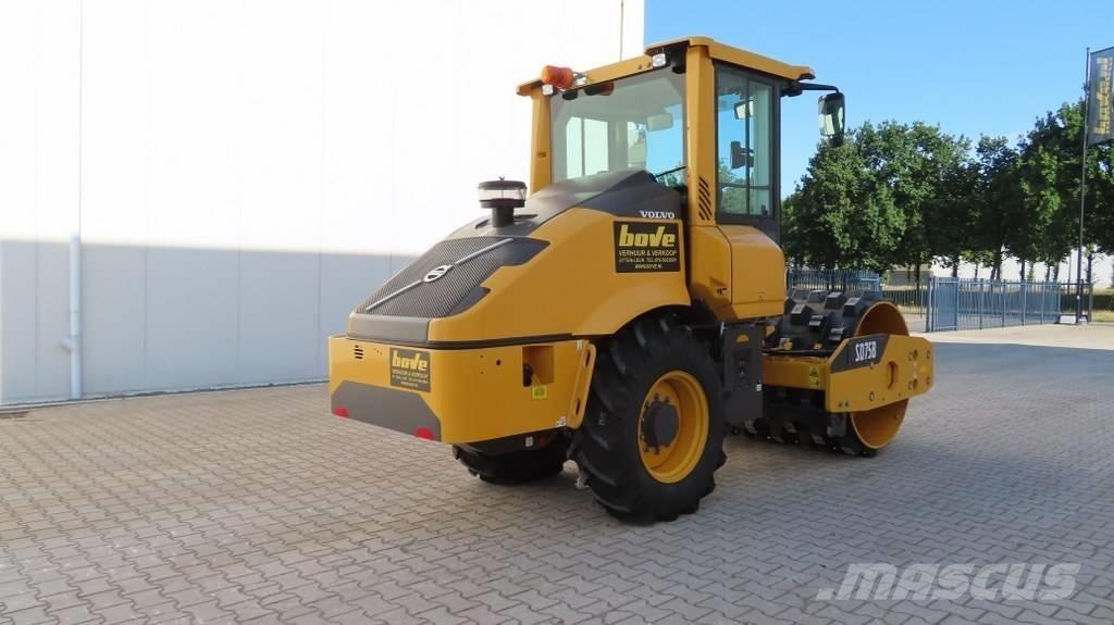 Volvo SD 75 B Еднобарабанни ролки
