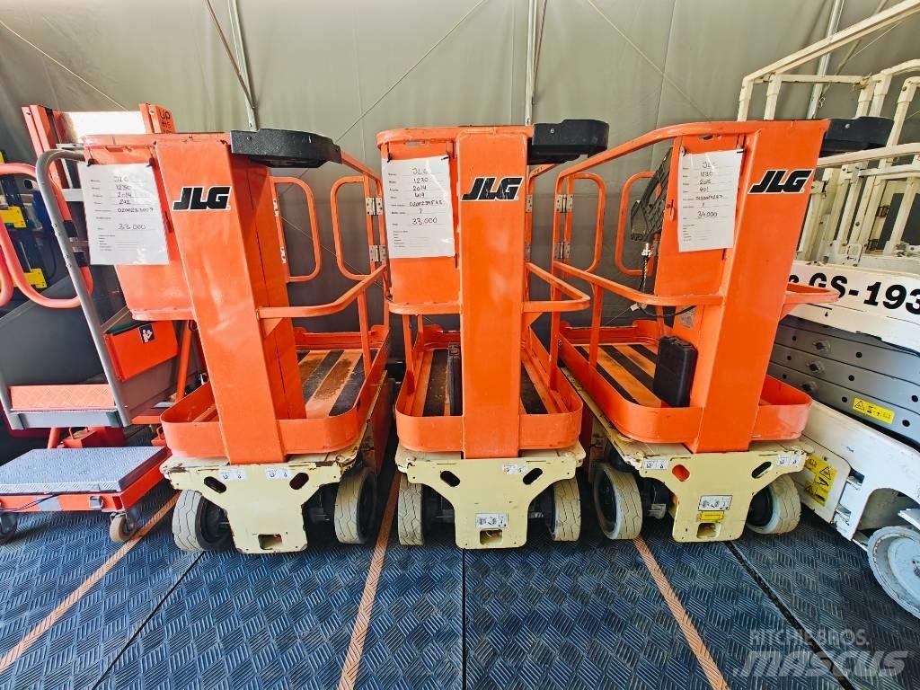 JLG 1230 Вертикални мачтови повдигачи
