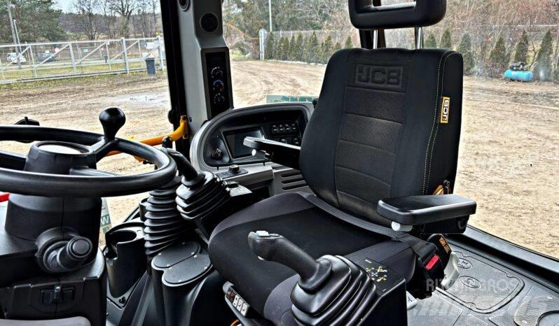 JCB 3 CX Товарач със заден ексватор