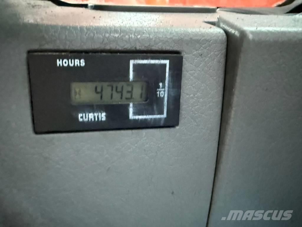 Doosan DX 235 LCR Верижен екскаватор