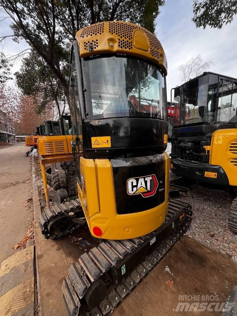CAT 302 Верижен екскаватор