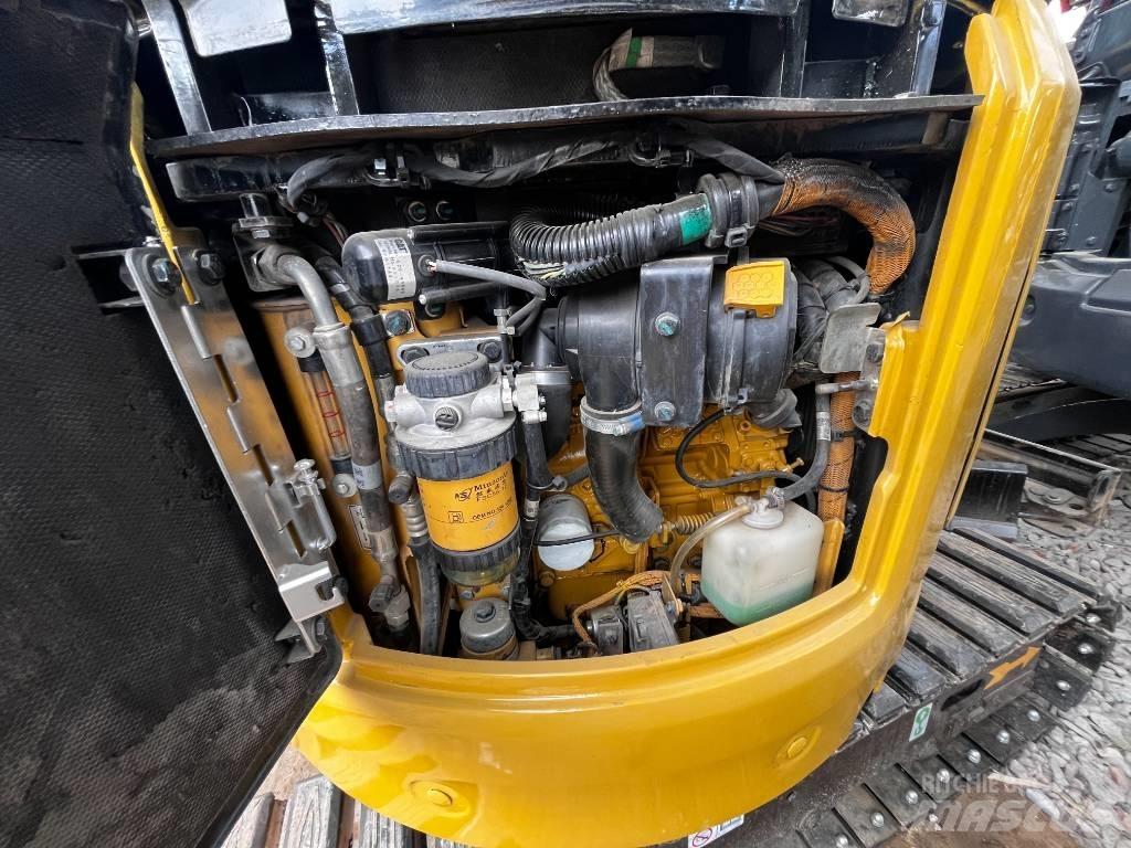 CAT 302 Верижен екскаватор