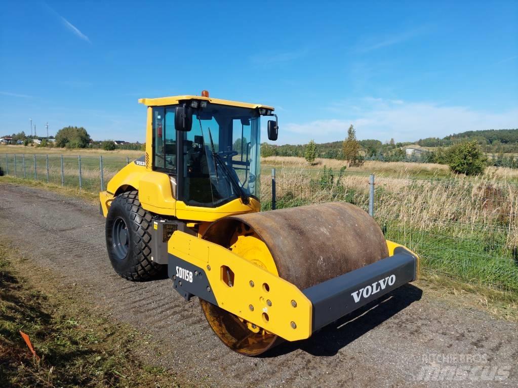 Volvo SD 115 B Еднобарабанни ролки

