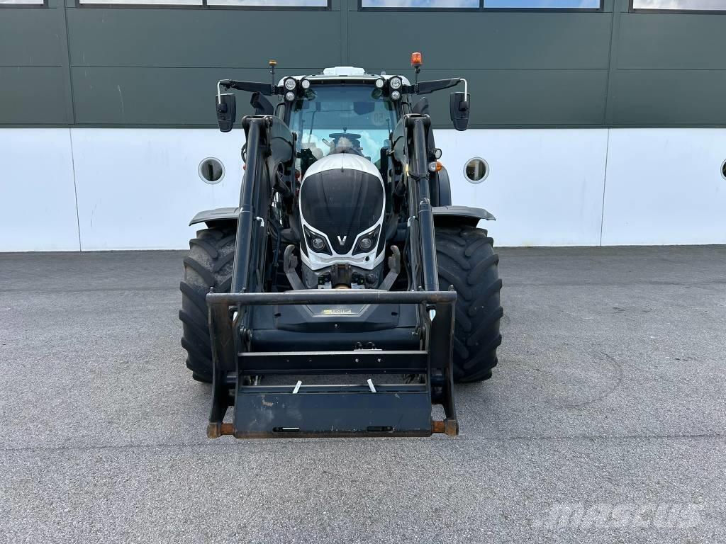 Valtra N 174 Трактори