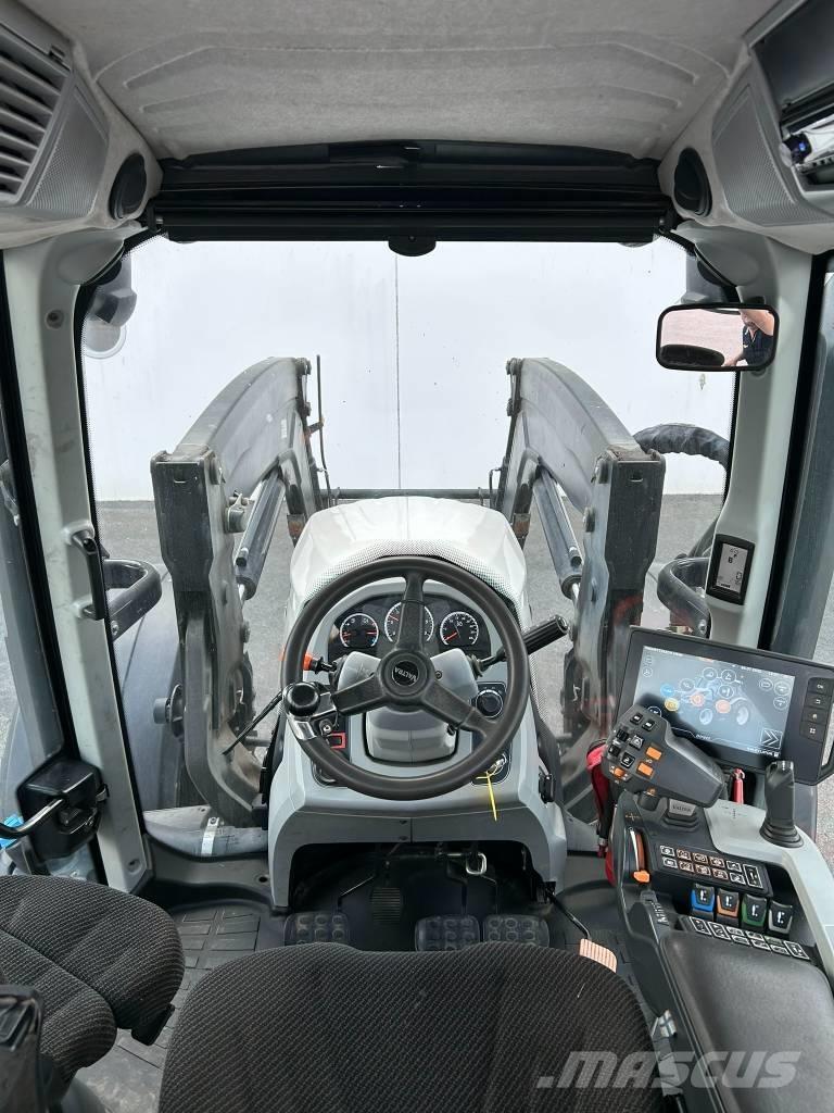 Valtra N 174 Трактори