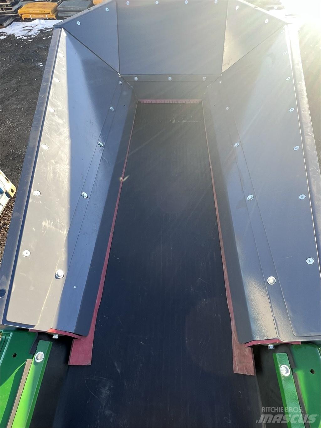 McCloskey EC65T Конвейери
