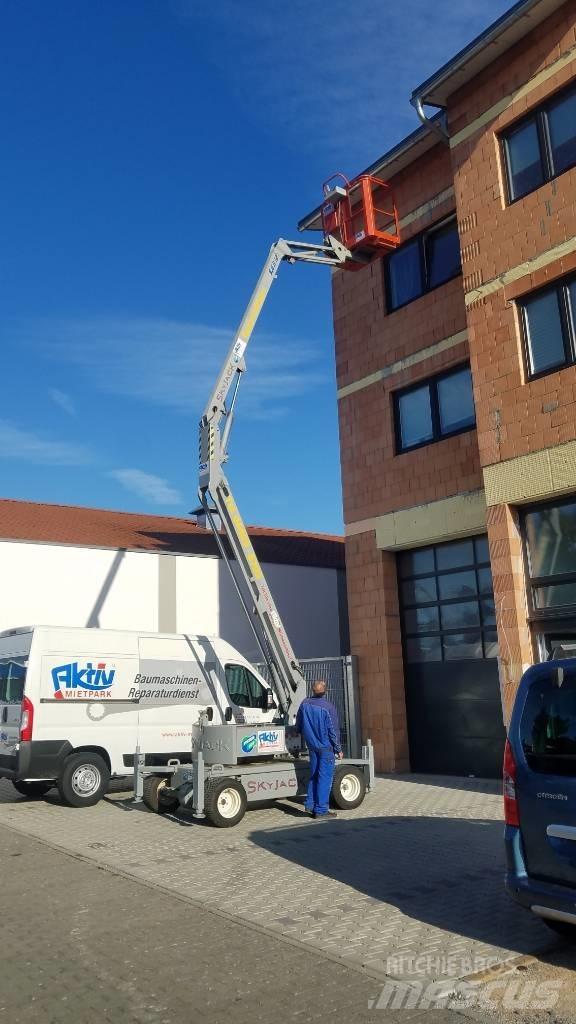 SkyJack SJKB 12 Съчленени стрелови подемници