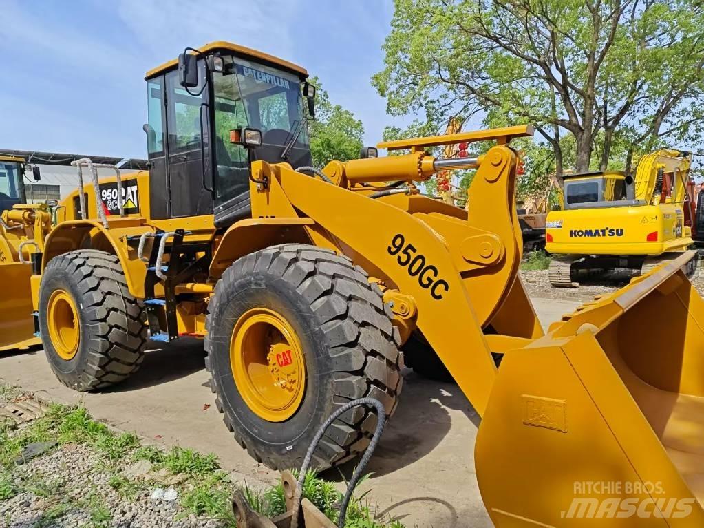 CAT 950 GC Колесни товарачи