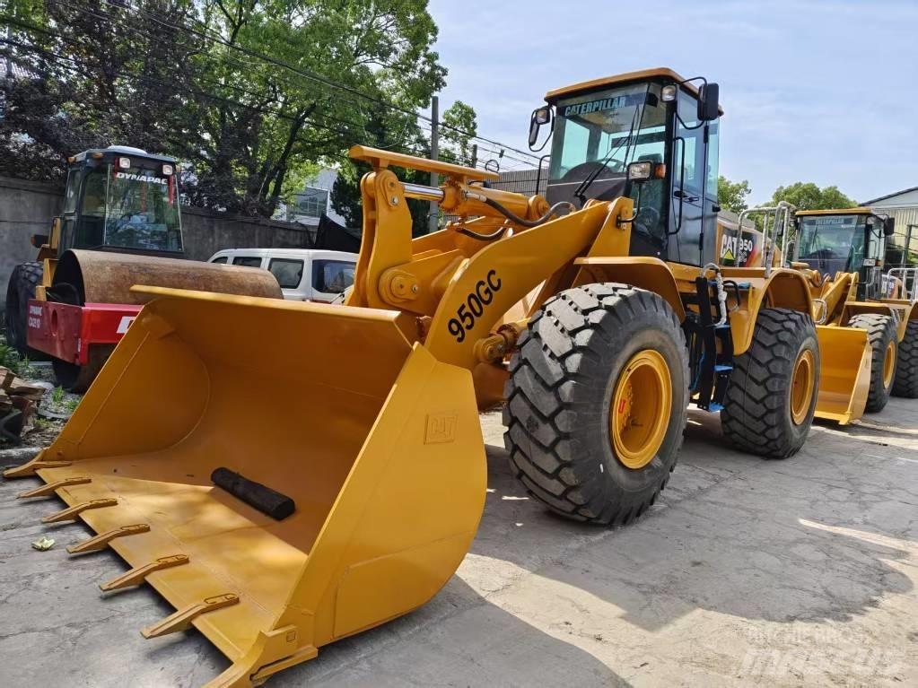 CAT 950 GC Колесни товарачи