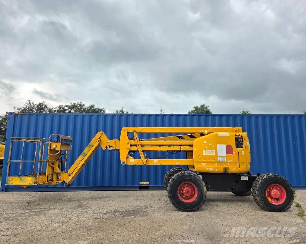 Genie Z 45/25 Съчленени стрелови подемници